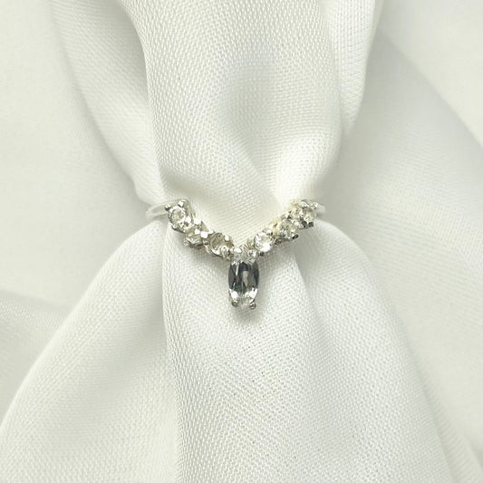 White Topaz 925 Sterling Silver Prong Set Chevron Ring