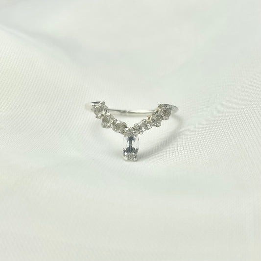 White Topaz 925 Sterling Silver Prong Set Chevron Ring